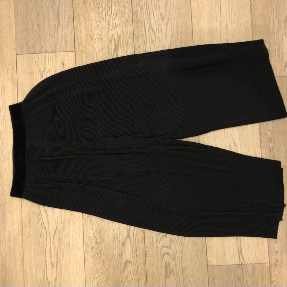 Zara flared cropped pants in XS - Picture 4 of 4